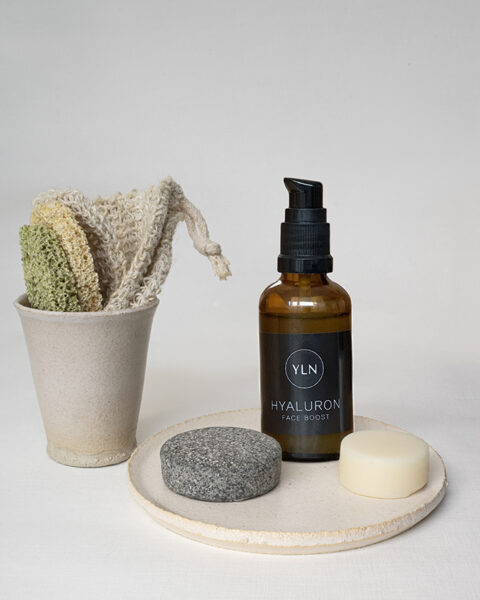 Your Loving Nature - Hyaluronsäure-Serum von YLN – feuchtigkeitsspendende Naturkosmetik für glattere Haut